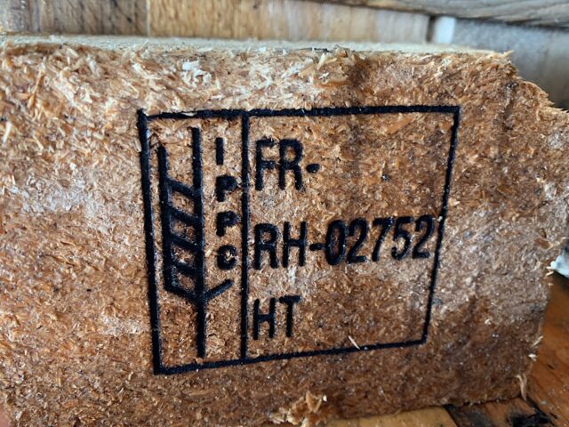 Heat treatment stamp on old pallet